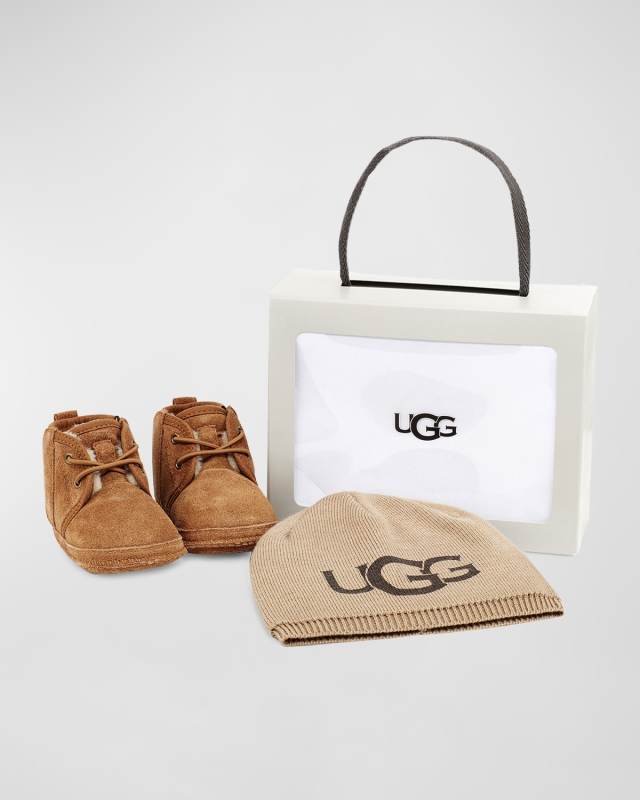 Neumel Suede Boots with Logo Beanie,